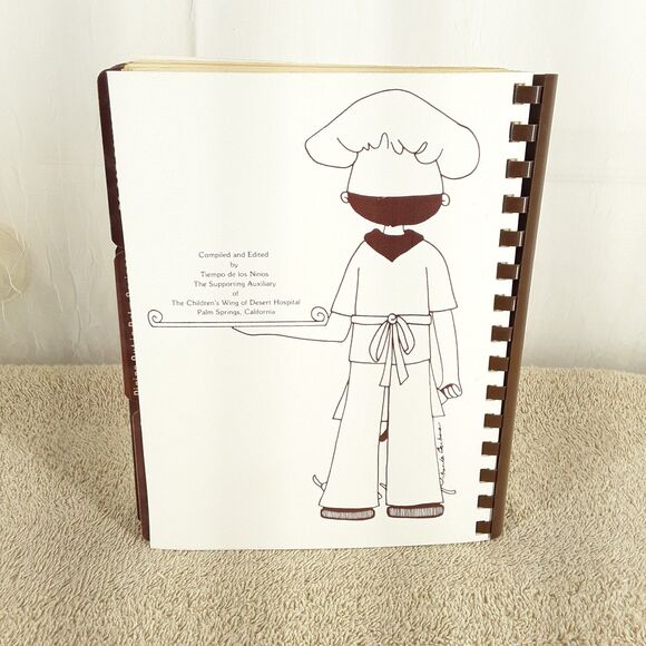 A Taste of Palm Springs Cookbook 1979, California Restaurant & Celebrity Recipes - Picture 2 of 12